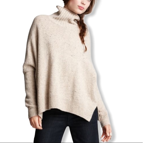 Vince Sweaters - Vince Sweater Oversized Boxy Wool Natural Medium